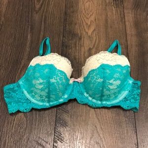Victoria’s Secret Lined Demi Bra size 36B